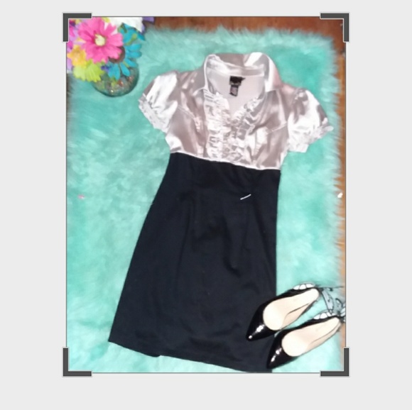 Dresses & Skirts - Classic dress